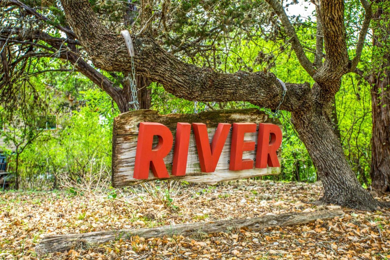 River Ridge Bandera Cabin ภายนอก รูปภาพ