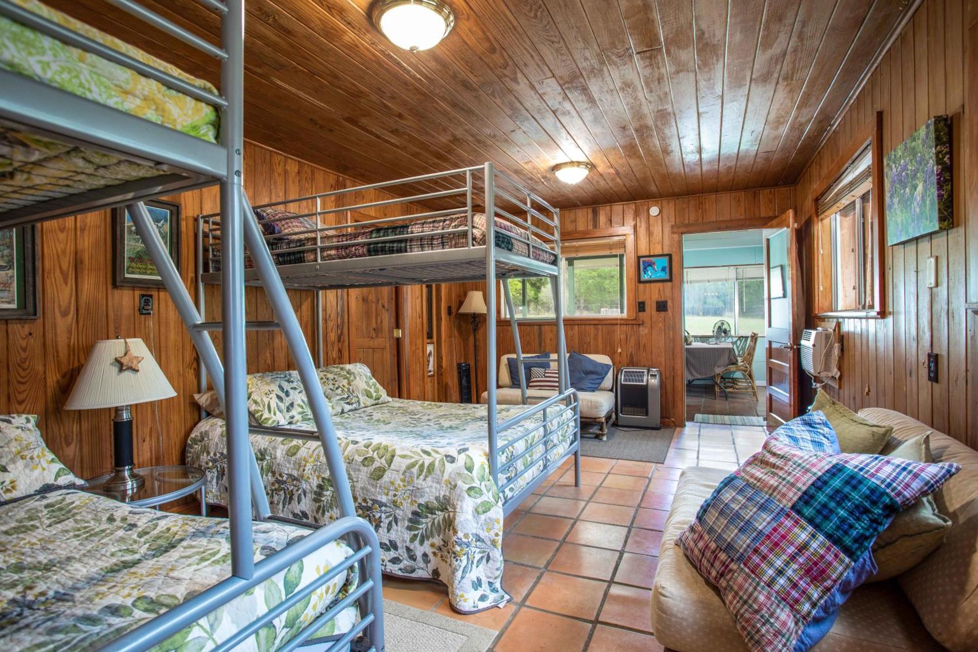 River Ridge Bandera Cabin ภายนอก รูปภาพ